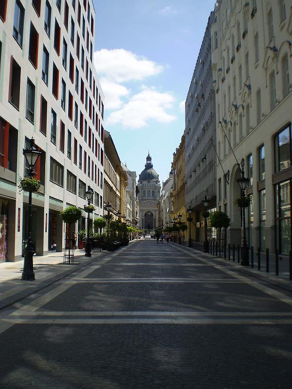 bp4 012.JPG - Zrinyi utca, with St. Stephen's Basilica visible at the end of the street